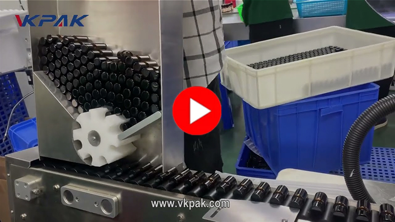 Automatska mašina za horizontalno etiketiranje boca esencijalnog ulja