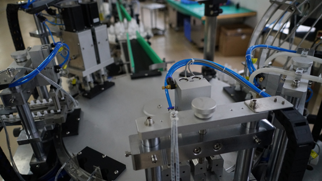 rotacioni punilac capper.jpg