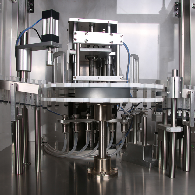 špric za punjenje capper.jpg