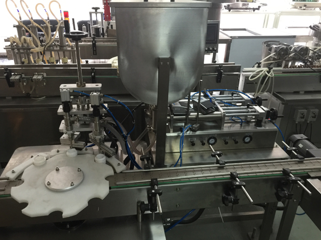 mašina za punjenje dve tegle.jpg