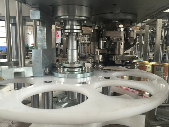 pozicija limenki tokom zatvaranja limenki.jpg