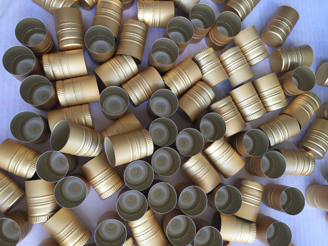 caps samples sent from usa customer for capping machine aluminijumske kape.jpg