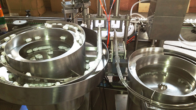 linija za punjenje E tekućina.jpg