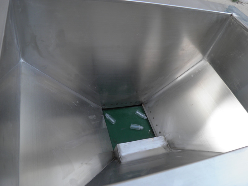 E liquid unscrambler for filling capping line dekoder za boce za E liquid.jpg