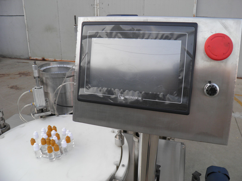 filling plugging capping labeling production line E tekući PLC zatvarač za punjenje boca labeling.jpg