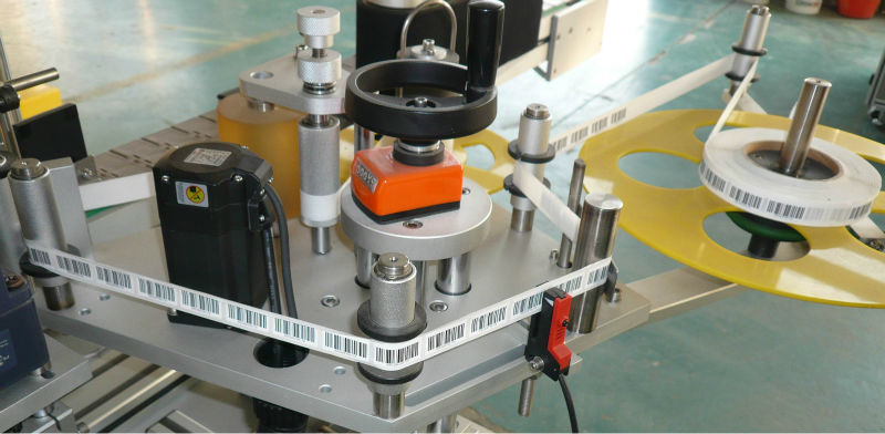 gore dolje dvostrano samoljepljiva mašina za lijepljenje etiketa