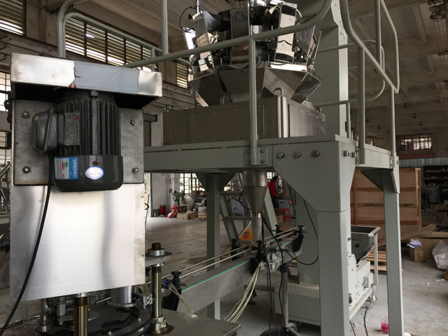 MAŠINA ZA PUNJENJE KANERA close shot.jpg