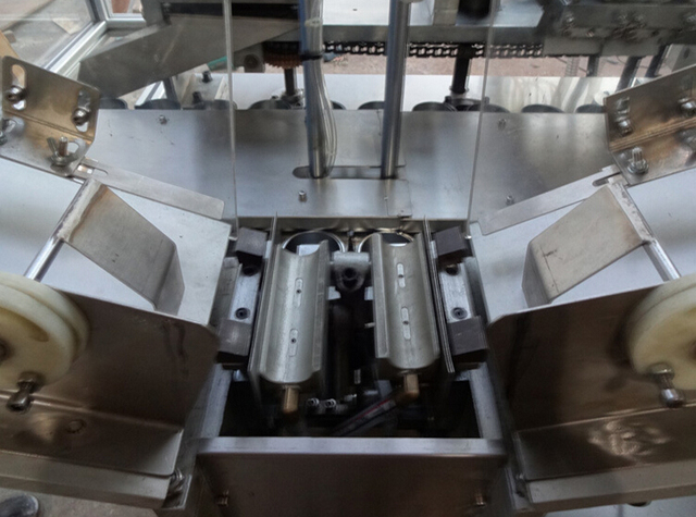 žlijeb za držače cijevi.jpg