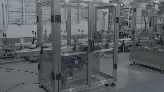 etiketiranje donjih tegli machine.jpg