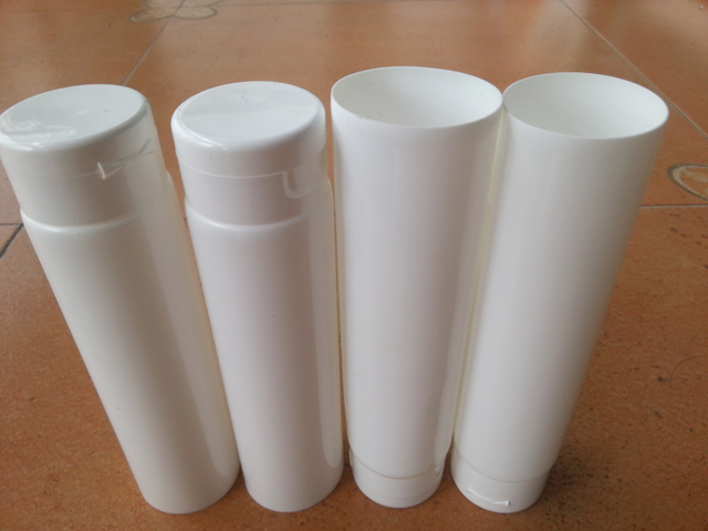 tubes samples sent from indian buyer tubes von puneet Garg.jpg