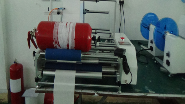 oprema za etiketiranje proizvoda za gašenje požara.