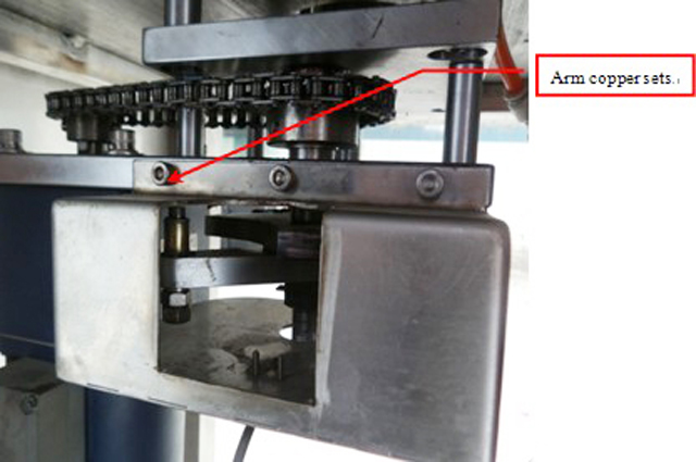 arm copper from capping screw capper equipment garniture od bakra iz mašine za zatvaranje.jpg