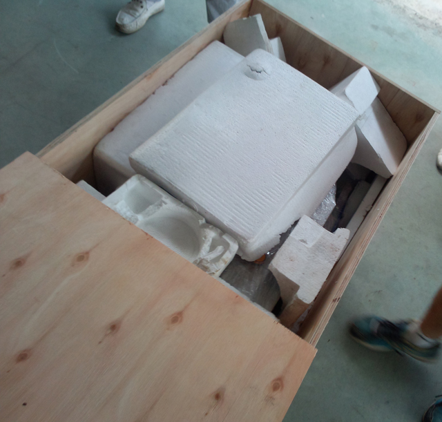wooden case packaging before ocean shipping ambalaža za mašinu za etiketiranje.jpg