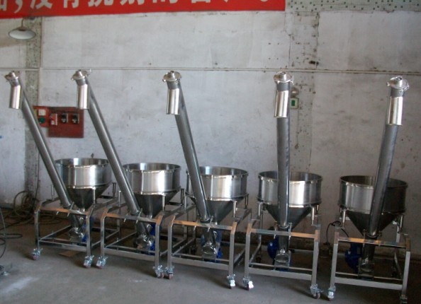 elevators in stock vijčani elevator u redu.jpg